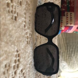 Black Chloe oversized sunglasses and case